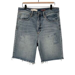 Anthropologie Pilcro Light Wash Blue Denim Mid-Thigh Frayed Bermuda Shorts Sz 29